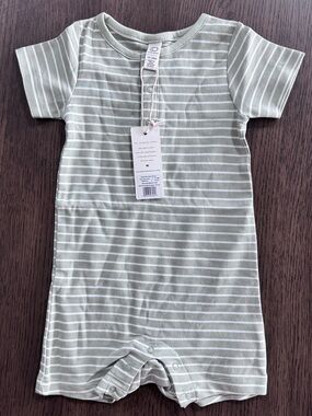 NWT Colored Organics 12-18M Sage and White Striped Baby Romper